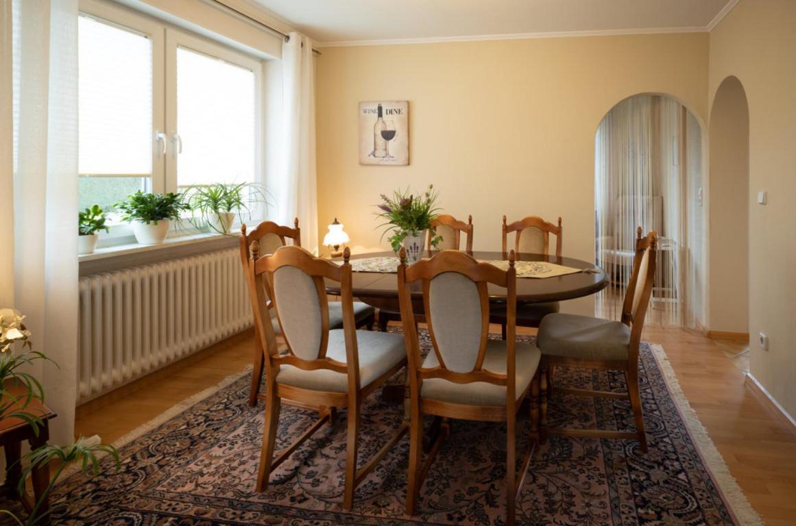 Ferienwohnung Kirsch Sankt Wendel Exterior foto